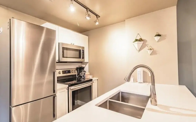 Top Floor Two Bedroom Suite in Whistler - 630