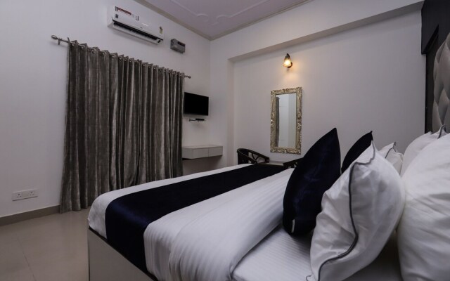 Hotel Vizima Palace - NEAR WAVE CITY CENTER METRO STATION