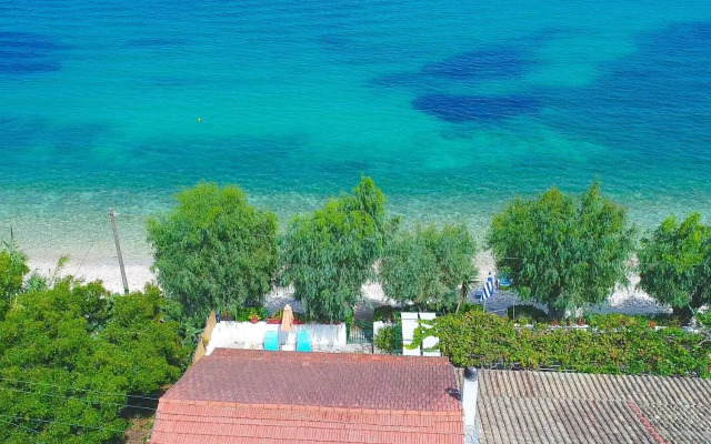 Beach House Varvara