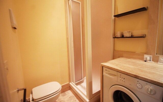 Prestigious Family Apt near St. Peter