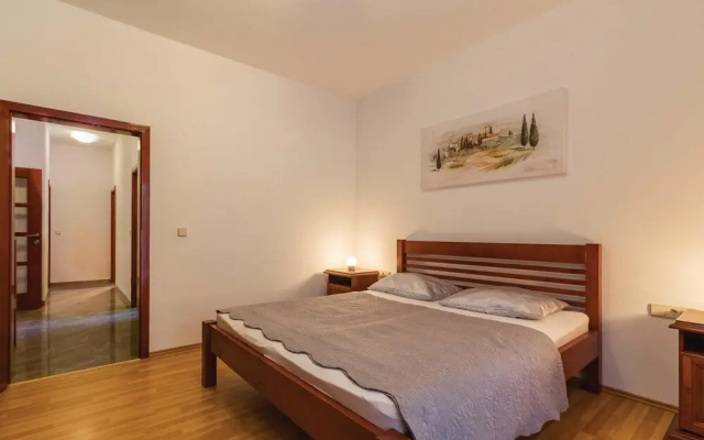 Stunning Home in Pula With Wifi and 3 Bedrooms