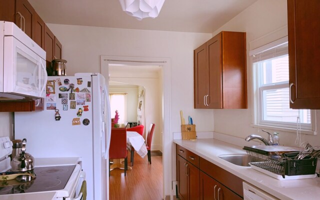 Seattle Urvan Village- Rainier