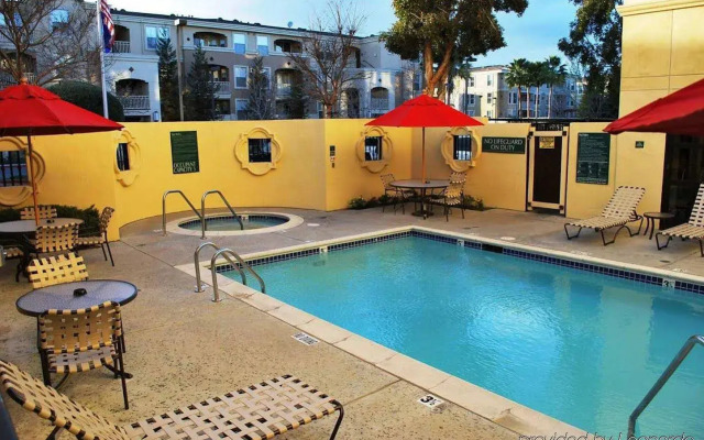 Hilton Garden Inn Cupertino