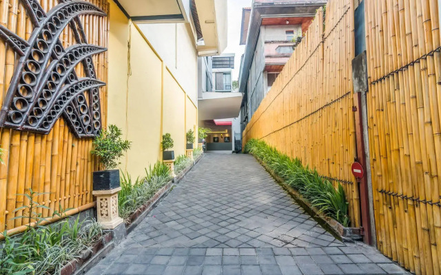 ZEN Rooms Kuta Benesari