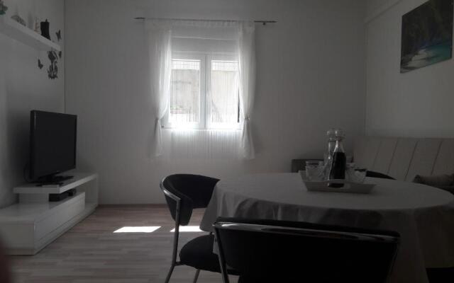 Apartment Nina