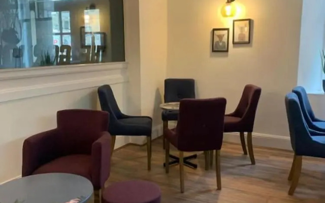 Gordon Arms Hotel