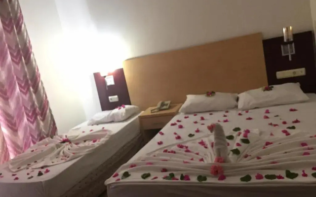 Side Elis Hotel