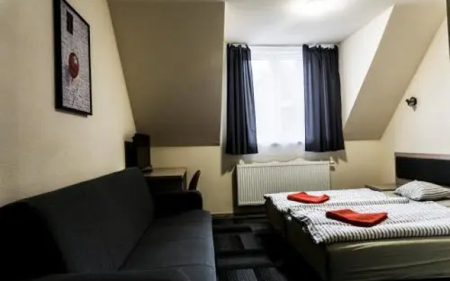 "Renifer" Pokoje Gościnne