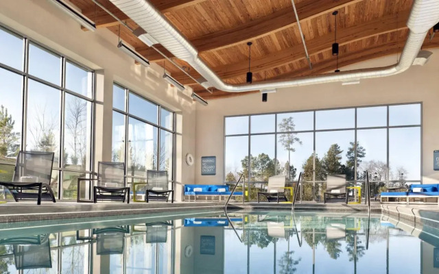 Aloft Charlotte Ballantyne