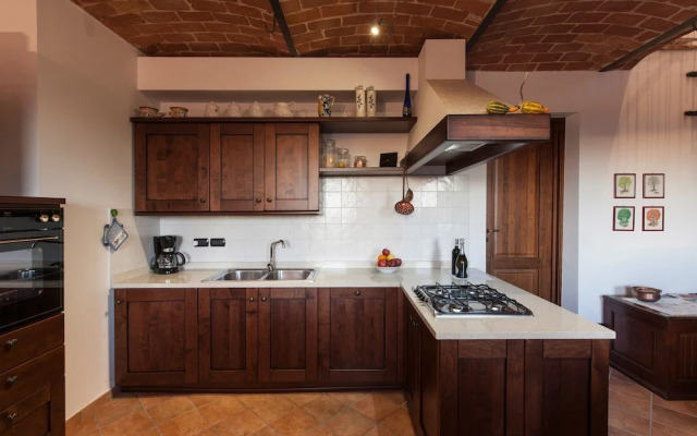 The Grape Pergola House