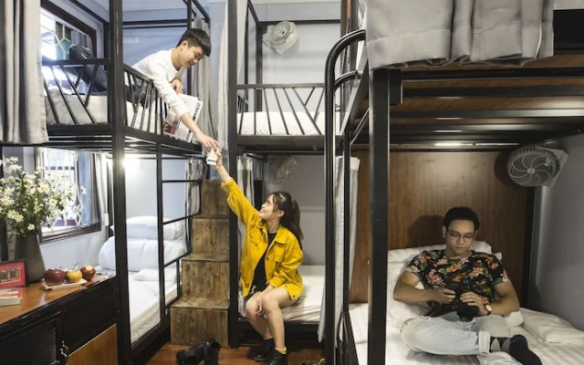 The Chi Novel Hostel