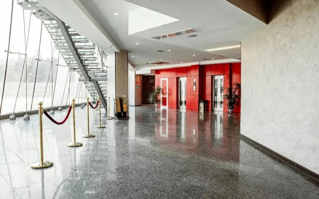 Crossway Hotel