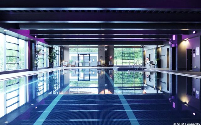 Village Hotel Leeds South