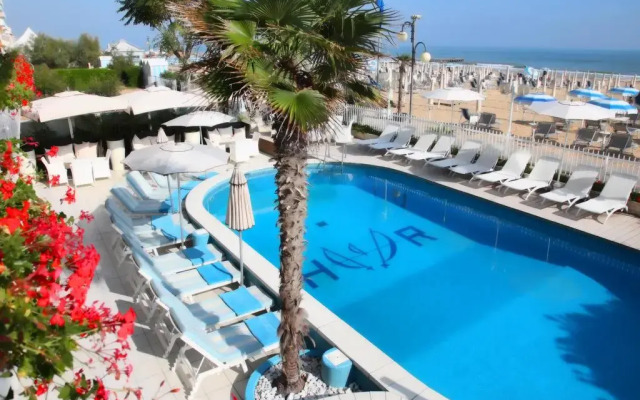 Hotel Rivamare