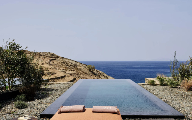 Odera, Tinos, Autograph Collection