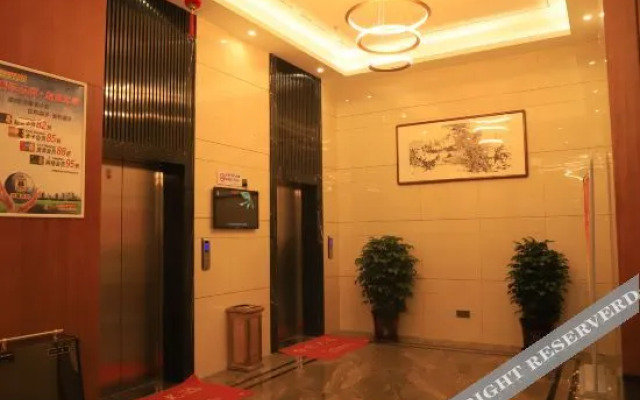 Super 8 Hotel (Peixian lingchuang international store)