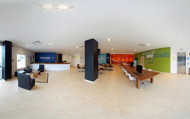 One Monclova Hotel