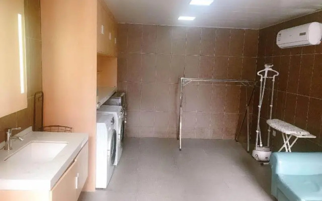 Hanting Hotel Taizhou Road Bridge branch)