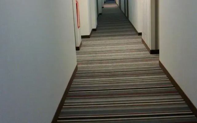 Renthouse Khoshimina 16