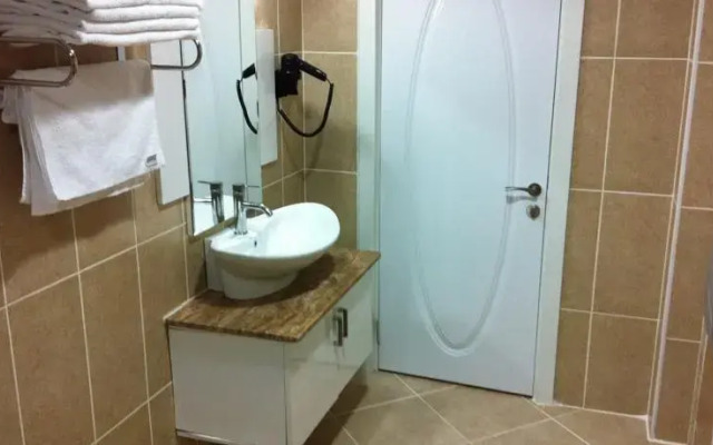 Uysal Termal Otel