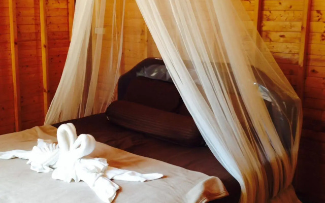 Longbay Lipe Bungalow