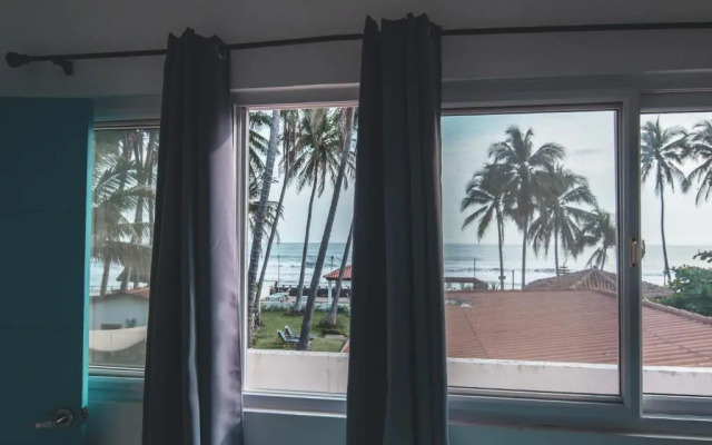 Looking Good Beachfront Hotel