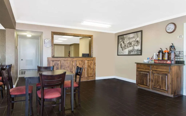 Super 8 Motel - Temple