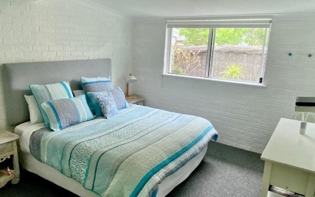 Whitesands – Guest Rooms – Yallingup Siding