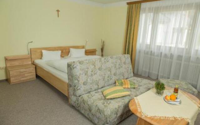 Gasthof Pension Rega