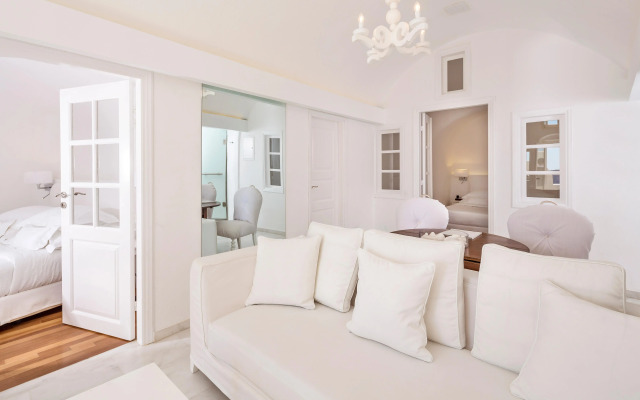 Canaves Oia Suites - Small Luxury Hotels of the World