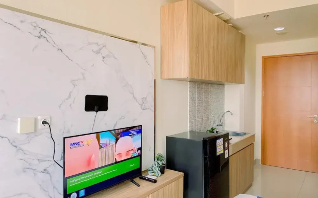 Comfy and Minimalist Studio Apartment at Evenciio Margonda