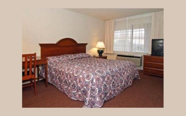 Days Inn by Wyndham College Station University Drive