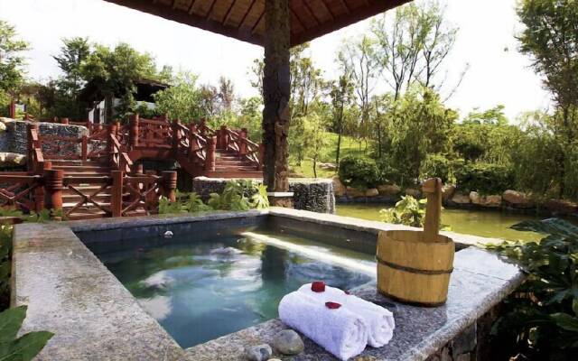 Country Garden Phoenix Hot Spring Hotel Xianning