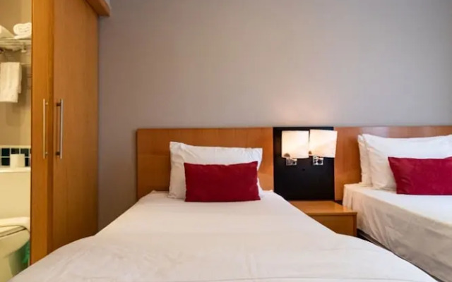 Elegance Suites Stella Vega