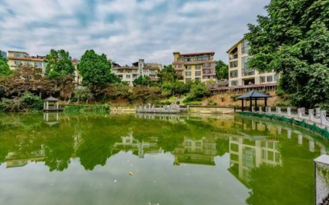 New Summer Palace Hote