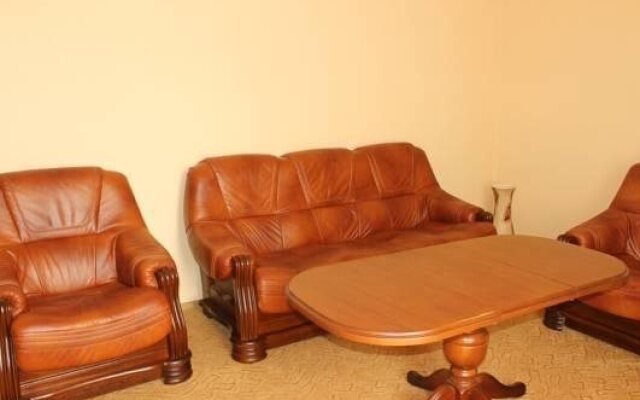 Yavir Hotel