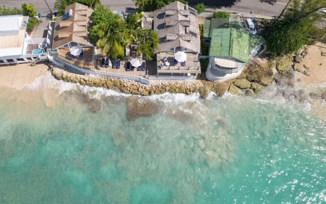 Easy Reach by Blue Sky Luxury