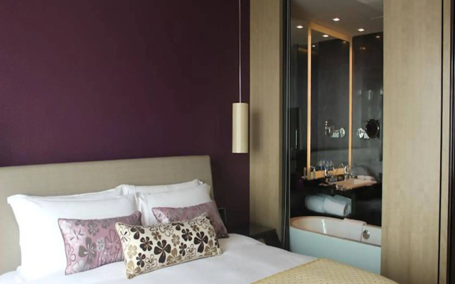 WONGTEE V Hotel