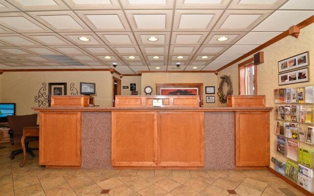 Best Western Angus Inn