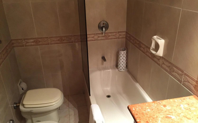 Crystal Palace Hotel