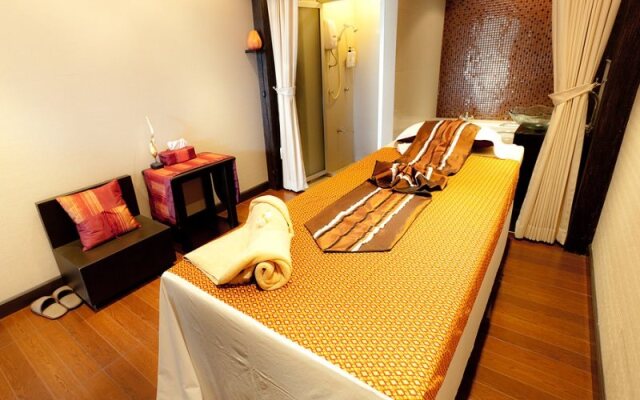 The Residence Airport & Spa