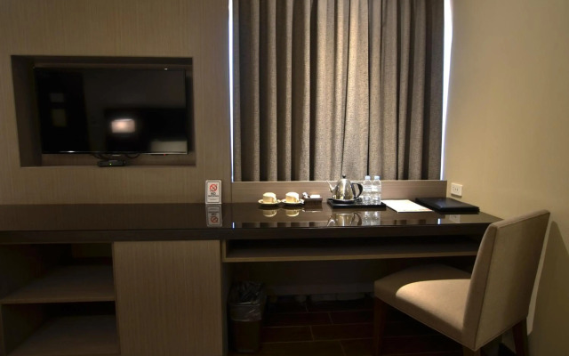 Pearl Garden Hotel