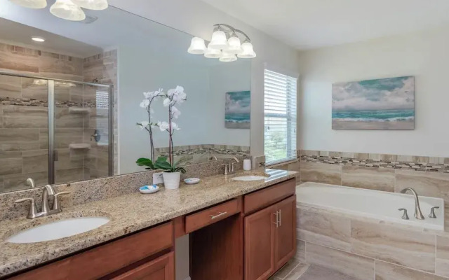 4741 Kings Castle Circle