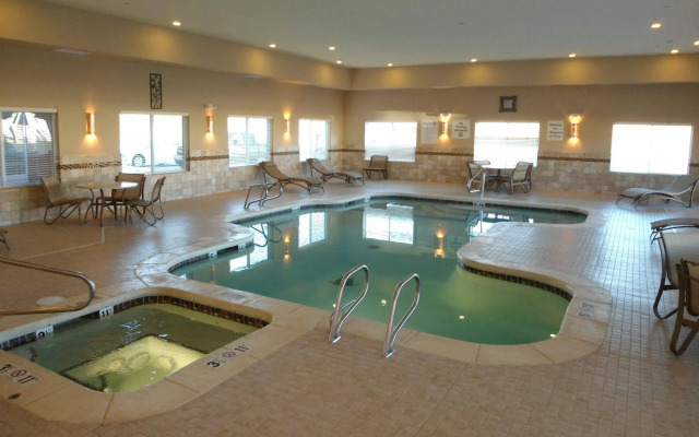 Holiday Inn Express & Suites Alpine Southeast by IHG