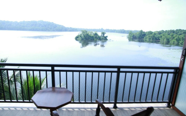 Sanu Lagoon Resorts&Spa