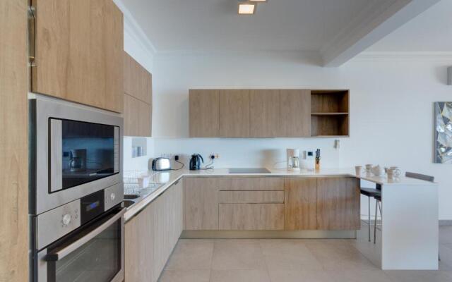 Seafront Apartment Sliema