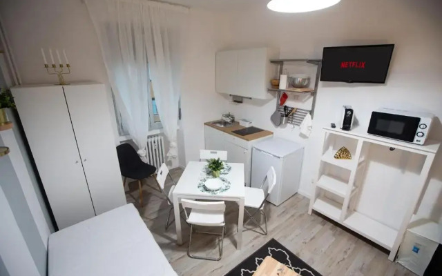 Apartment via Treviso 6