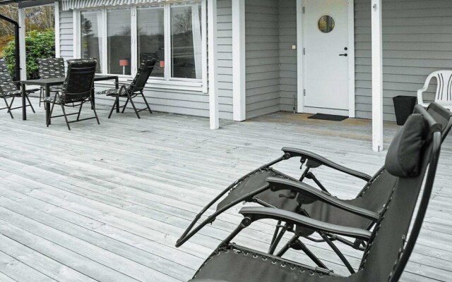 6 Person Holiday Home in Skärhamn