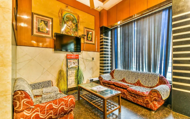 Hotel The Le Grand by FabHotels