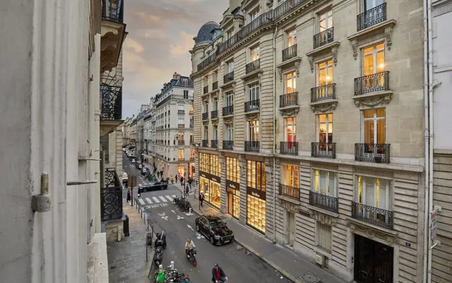 Sublime Apartment Rue Royale/madeleine